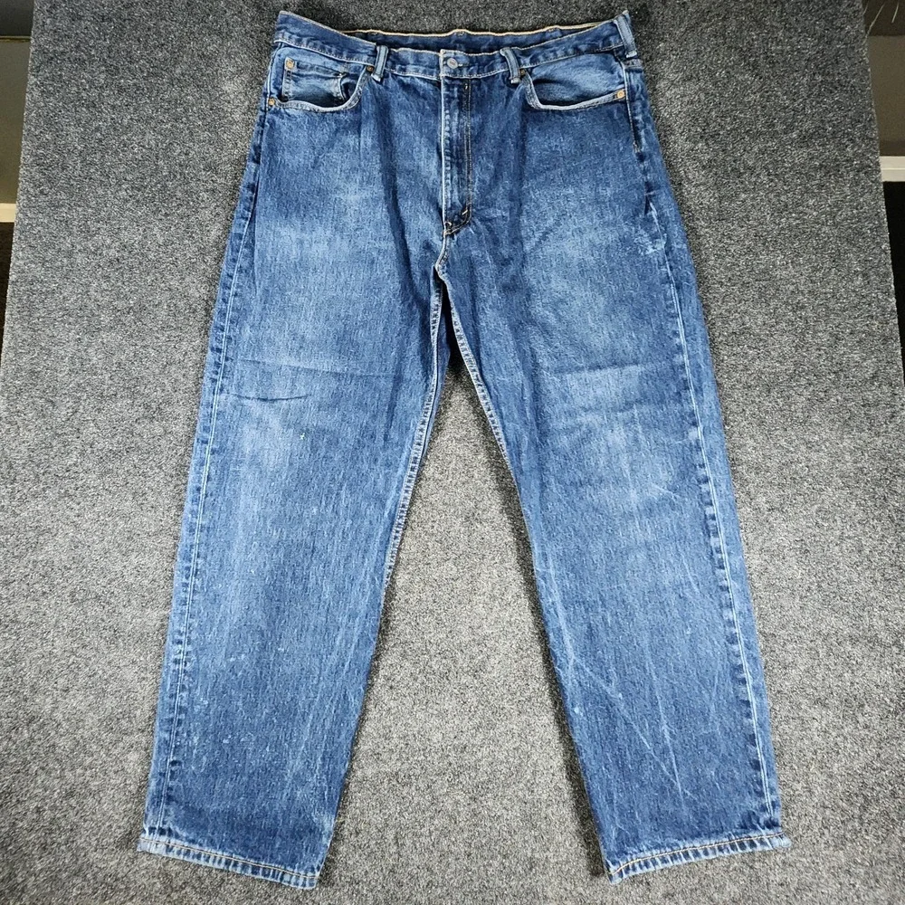 Levi's 550  Straight Leg Relaxed Fit Blue Denim Jeans Men's 42 x‎ 32